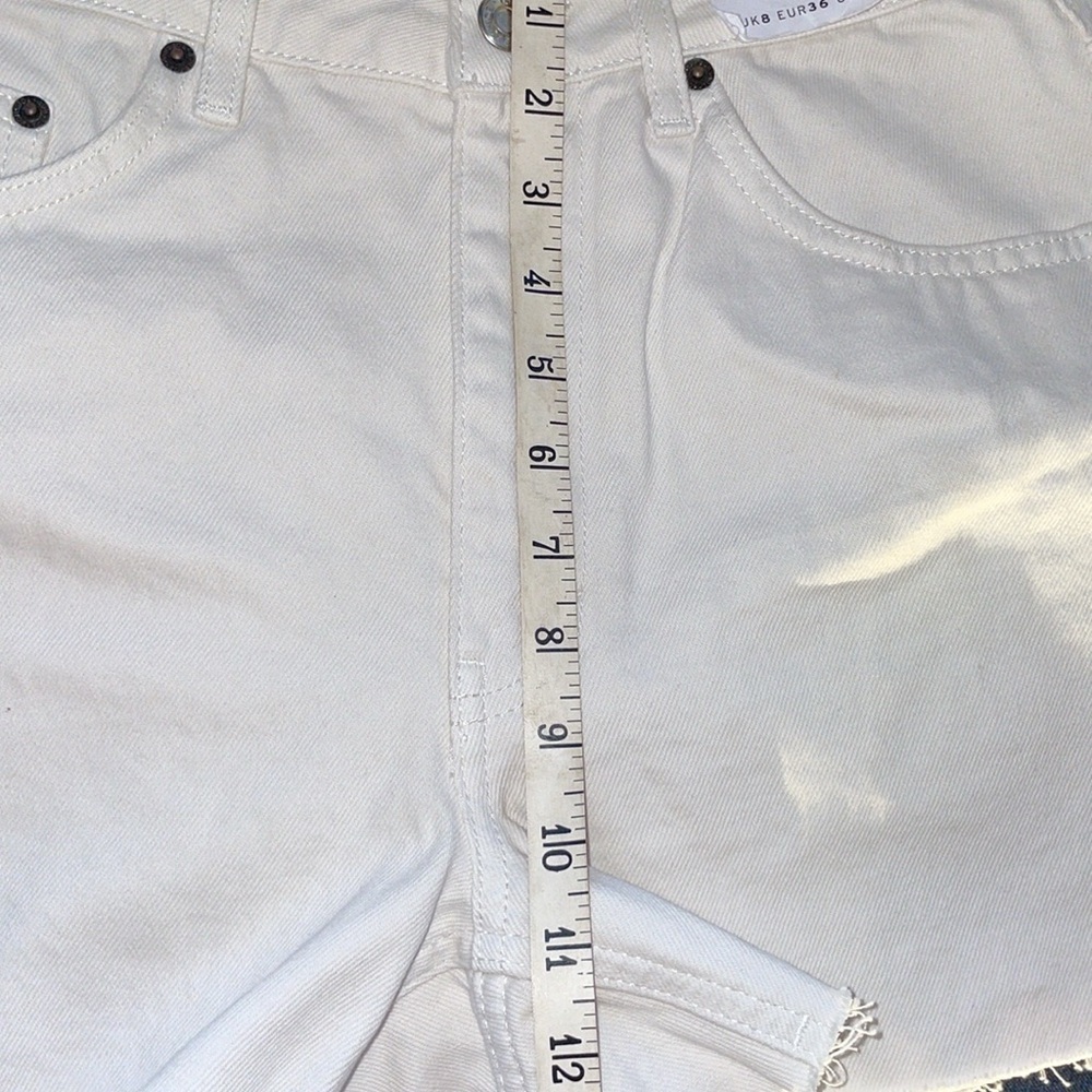 Topshop A-Line Denim High Rise Shorts Cream Off White Unfinished Hem 3.5” Inseam - Picture 9 of 14